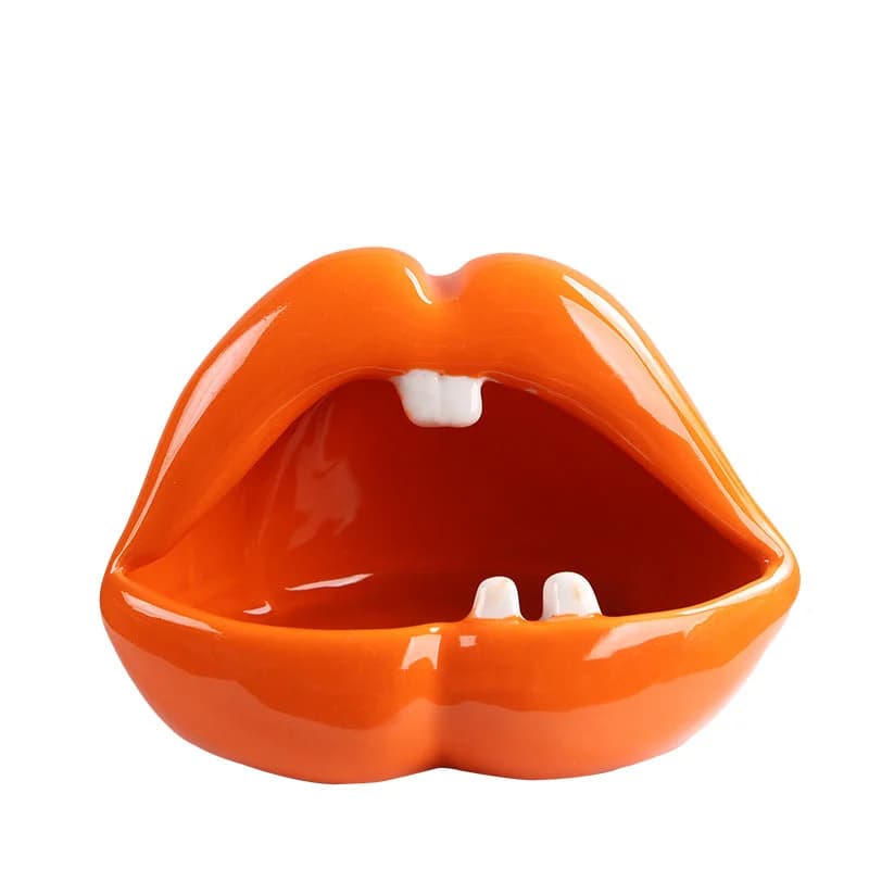 Lips Ashtray