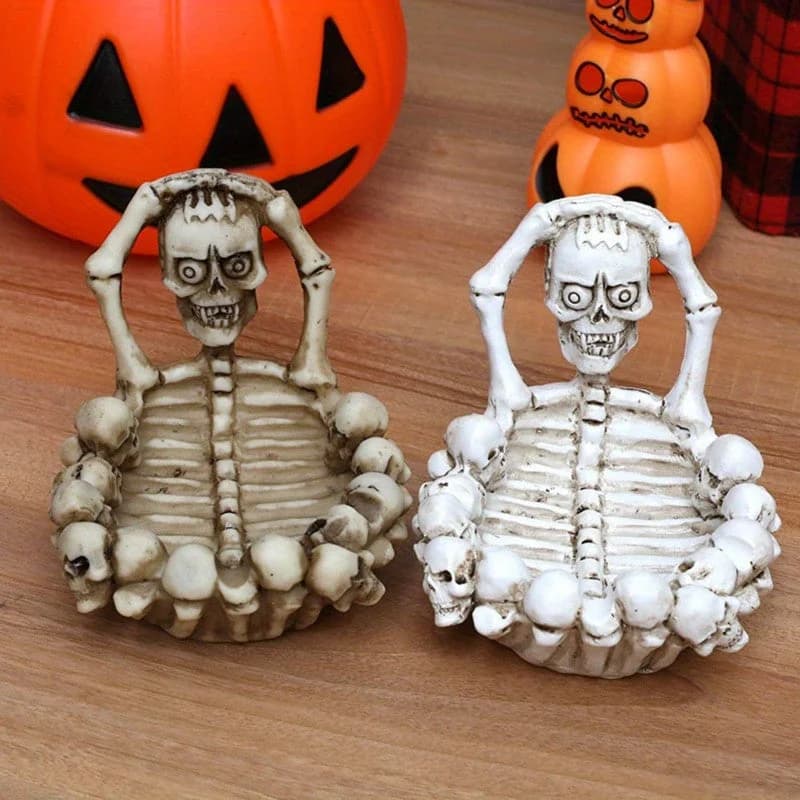 Gothic Skull Ashtray - additional product view