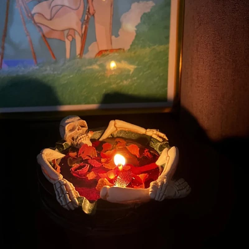 Skull Candle & Ashtray - additional product view